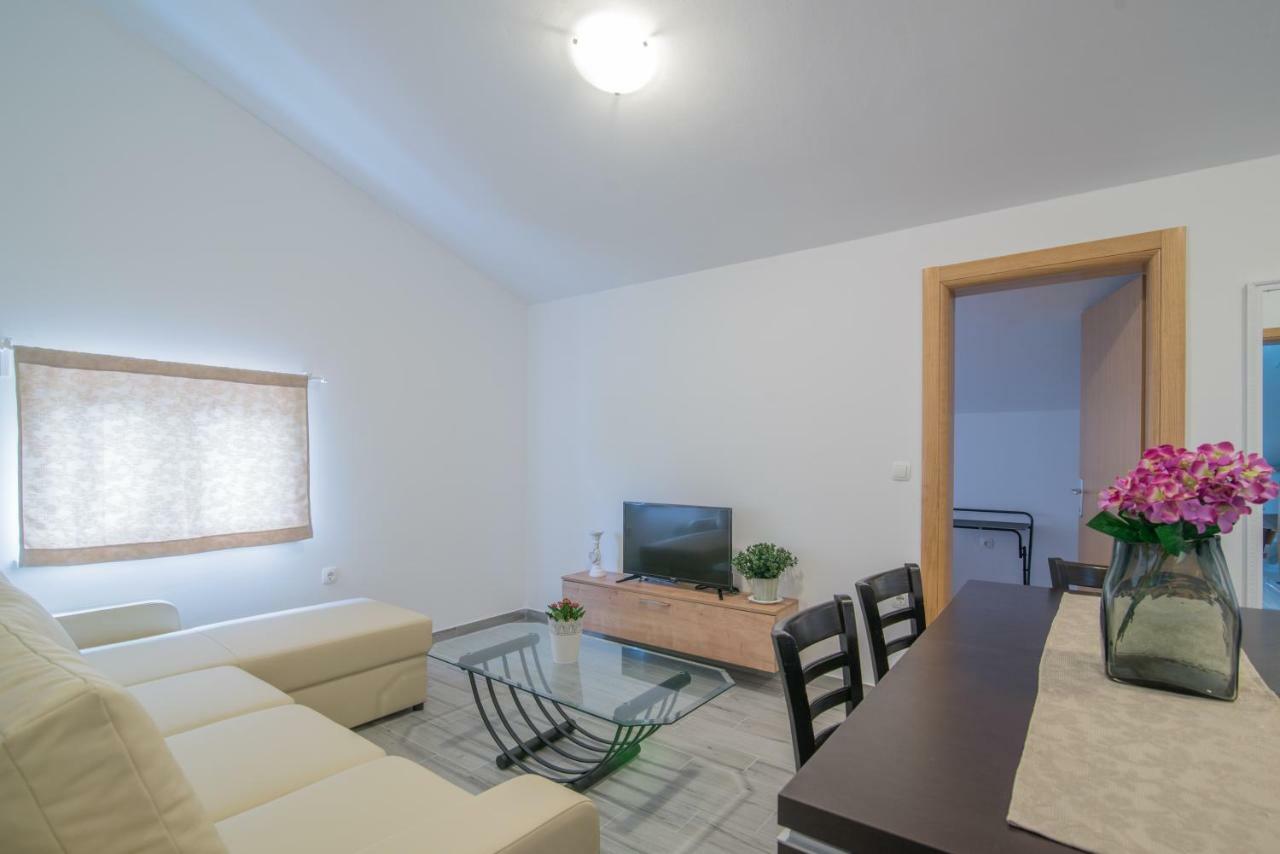 Middle Istra Pazin Exterior foto
